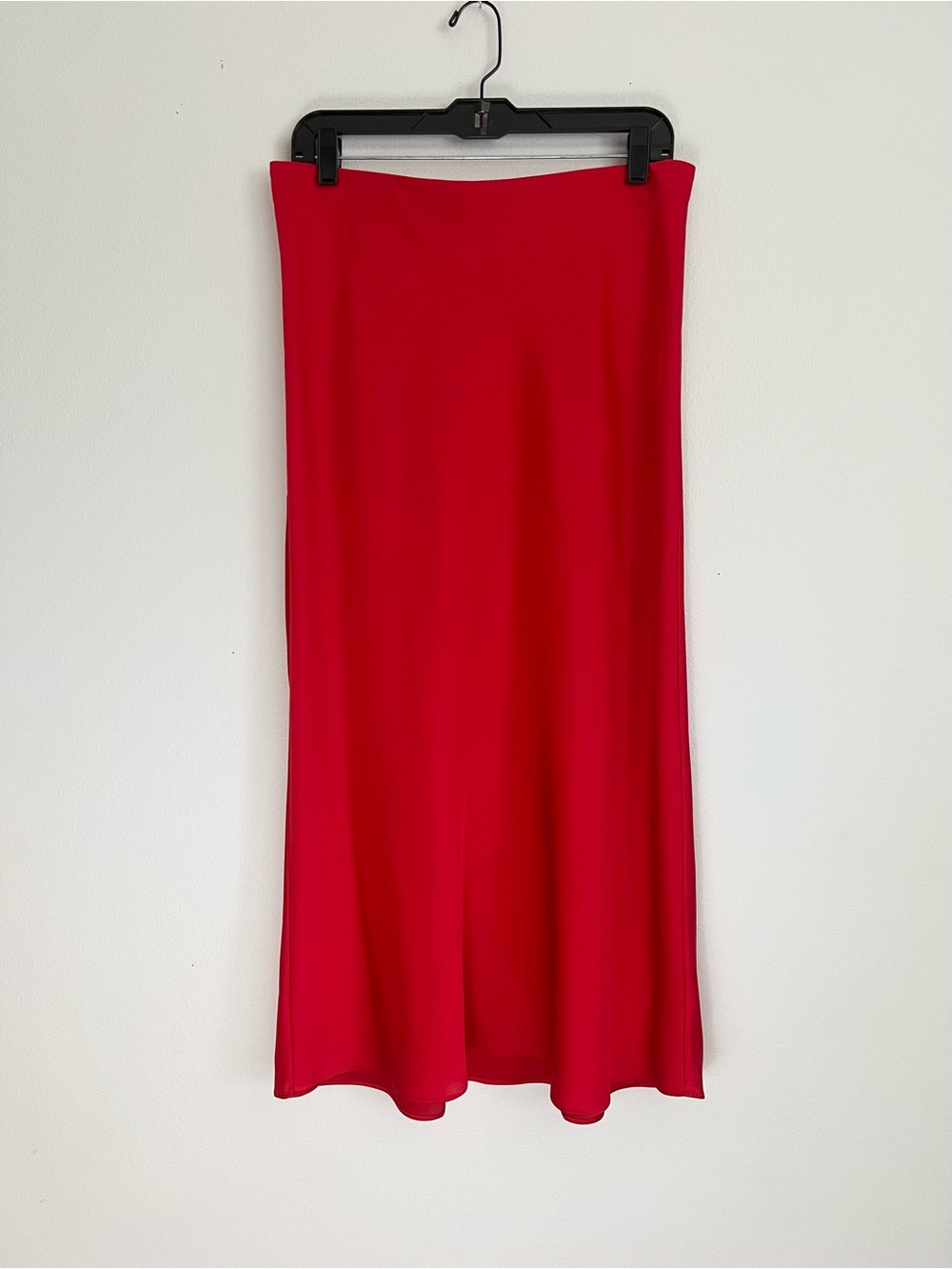 J Crew Gwyneth Slip Skirt Red Satin Midi M Tall Quiet Luxury Minimalist Holiday